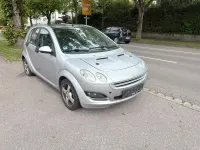 Używany Smart ForFour Passion 95 KM (69 kW) 2004 Srebrny Hatchback