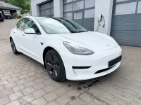 Gebraucht Tesla Model 3 Standard Range Plus 208 kW (283 PS) 2021 Weiß Limousine