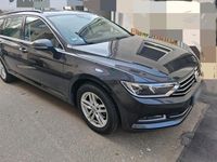 Gebraucht VW Passat 150 PS (110 kW) 2018 Grau Kombi