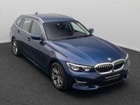 Gebraucht BMW 318 Luxury Line 150 PS (110 kW) 2022 Phytonicblauc1m Kombi
