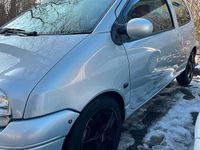Gebraucht Renault Twingo 75 PS (55 kW) 2001 Grau Kleinwagen