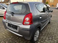 Gebraucht Suzuki Alto 68 PS (50 kW) 2014 Grau Kleinwagen
