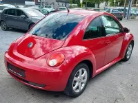 Gebraucht VW New Beetle 102 PS (75 kW) 2009 Rot Kleinwagen