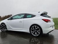 Gebraucht Opel Astra OPC 280 PS (205 kW) 2013 Weiß Limousine