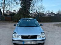 Gebraucht VW Polo 64 PS (47 kW) 2004 Silber Kleinwagen