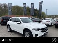 Gebraucht Mercedes GLC200 Avantgarde 204 PS (150 kW) 2024 Weiss SUV