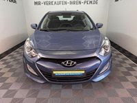 Gebraucht Hyundai i30 Classic 99 PS (72 kW) 2013 Blau Limousine
