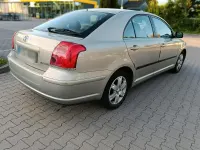 Gebraucht Toyota Avensis 146 PS (107 kW) 2005 Gold Limousine