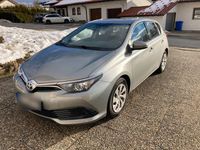 Gebraucht Toyota Auris Comfort 99 PS (72 kW) 2017 Grau Limousine