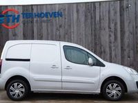 Gebraucht Citroën Berlingo 99 PS (72 kW) 2017 Silber Van / Kleinbus