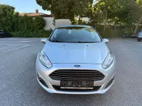 Gebraucht Ford Fiesta Trend 65 PS (47 kW) 2015 Silber Kleinwagen