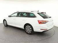 Gebraucht Skoda Superb Style 150 PS (110 kW) 2023 Weiß Kombi