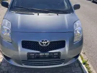 Gebraucht Toyota Yaris 69 PS (50 kW) 2007 Silber Kleinwagen