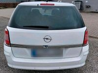 Gebraucht Opel Astra Edition 116 PS (85 kW) 2010 Weiß Kombi