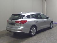 Gebraucht Ford Focus Titanium 125 PS (91 kW) 2021 Silber Limousine