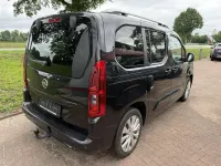 Gebraucht Opel Combo Life Innovation 131 PS (96 kW) 2018 Schwarz Van / Kleinbus