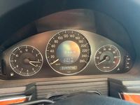 Gebraucht Mercedes E200 183 PS (134 kW) 2007 Gold Limousine