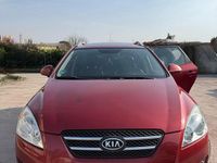 Gebraucht Kia Ceed 115 PS (84 kW) 2008 Rot Kleinwagen