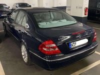 Gebraucht Mercedes E500 Elegance 306 PS (225 kW) 2004 Limousine