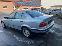 Second-hand BMW 320 150 CP (110 kW) 1996 Argintiu Berlinǎ