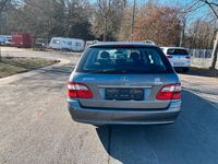 Gebraucht Mercedes E220 150 PS (110 kW) 2004 Grau Kombi