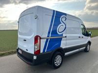 Gebraucht Ford Transit Trend 170 PS (125 kW) 2016 Weiß Van / Kleinbus