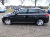 Gebraucht Skoda Scala Ambition 110 PS (80 kW) 2024 Blackmagic perleffekt Kleinwagen