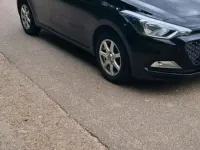Gebraucht Hyundai i20 75 PS (55 kW) 2016 Schwarz Kleinwagen