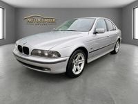 Gebraucht BMW 528 Sport Line 193 PS (141 kW) 2000 Silber Limousine