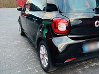 Gebraucht Smart ForFour 71 PS (52 kW) 2019 Schwarz Kleinwagen