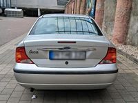 Usata Ford Focus 101 CV (74 kW) 2002 Argento Berlina