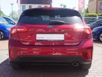 Gebraucht Ford Focus Cool & Connect 150 PS (110 kW) 2020 Rubyrot (metallic) Limousine