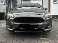 gebraucht Ford Focus 1,5 EcoBoost 134kW ST-Line Turnier ST-Line