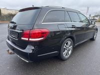 Gebraucht Mercedes E300 231 PS (169 kW) 2015 Schwarz Limousine