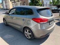 Gebraucht Kia Carens Edition 7 135 PS (99 kW) 2015 Silber Van / Kleinbus