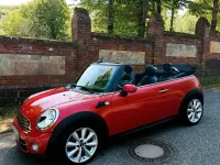 Usata Mini Cooper Cabriolet 122 CV (89 kW) 2014 Rosso Cabrio