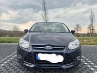 Gebraucht Ford Focus SYNC Edition 140 PS (102 kW) 2013 Blau Limousine