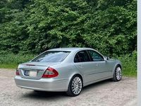 Gebraucht Mercedes E300 211 PS (155 kW) 2008 Blau Limousine