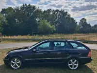Gebraucht Mercedes 180 Avantgarde 143 PS (105 kW) 2004 Schwarz Limousine