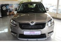 Gebraucht Skoda Yeti Ambition 110 PS (80 kW) 2015 Beige metallic SUV