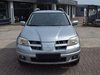 Gebraucht Mitsubishi Outlander Intense 160 PS (117 kW) 2006 Silber SUV