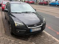 Second-hand Ford Focus 101 CP (74 kW) 2005 Negru Coupe