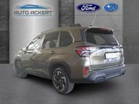 Neu Subaru Forester Exclusive+ 136 PS (100 kW) 2025 Hellgruen SUV