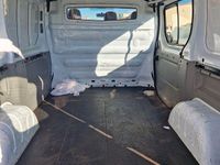 Second-hand Renault Trafic 90 CP (66 kW) 2012 Alb Monovolum