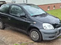 Gebraucht Toyota Yaris Eco 65 PS (47 kW) 2003 Schwarz Kleinwagen