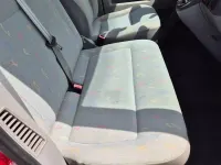Second-hand VW Transporter 136 CP (100 kW) 2004 Roșu Van
