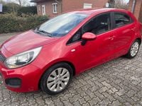 Gebraucht Kia Rio Edition 7 108 PS (79 kW) 2011 Rot Kleinwagen