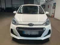 Gebraucht Hyundai i10 Style 87 PS (63 kW) 2017 Weiß Kleinwagen