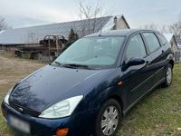 Usata Ford Focus 100 CV (73 kW) 2001 Blu Berlina