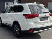 Gebraucht Mitsubishi Outlander Edition 150 PS (110 kW) 2018 Weiß SUV
